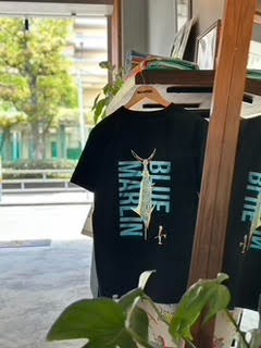 カジキと少年Tシャツ