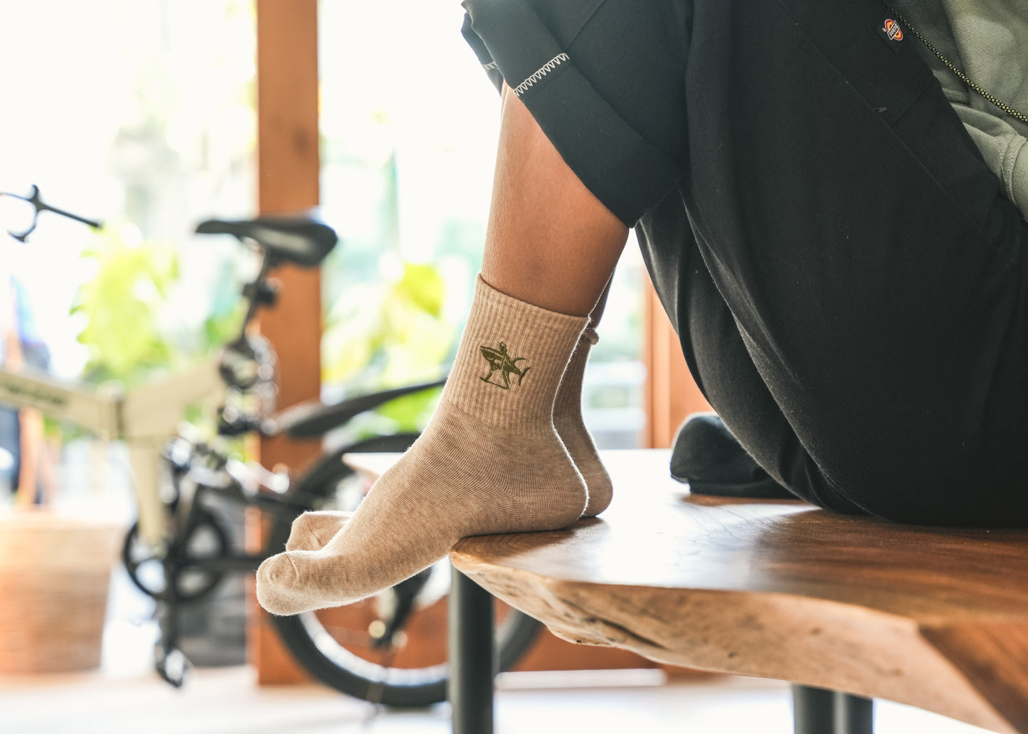 Navy logo embroidered socks