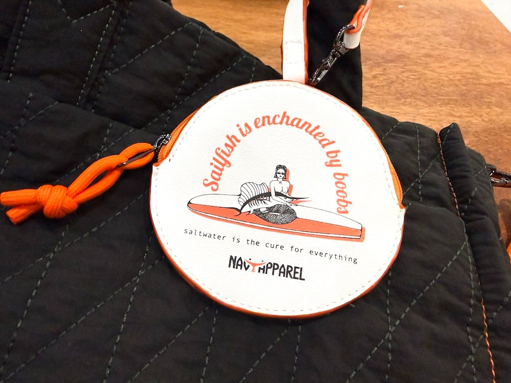 ネイビーキルティングバッグ