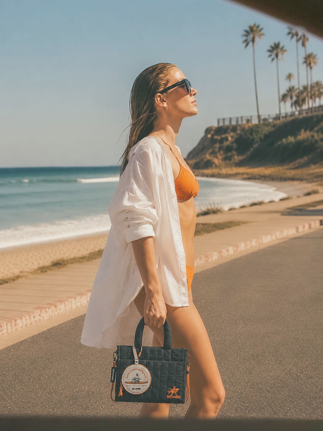 ネイビーキルティングバッグ